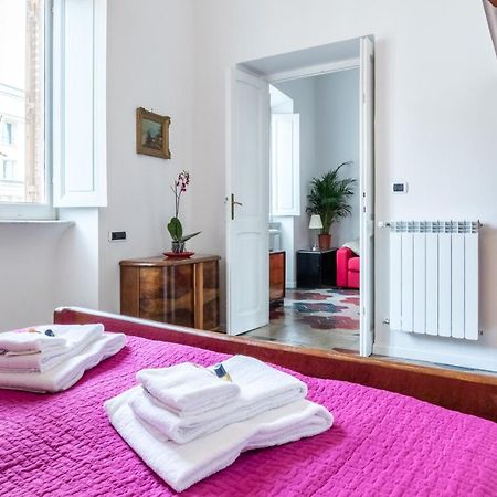 Relax Apartment Zanardelli, Piazza Navona ローマ エクステリア 写真